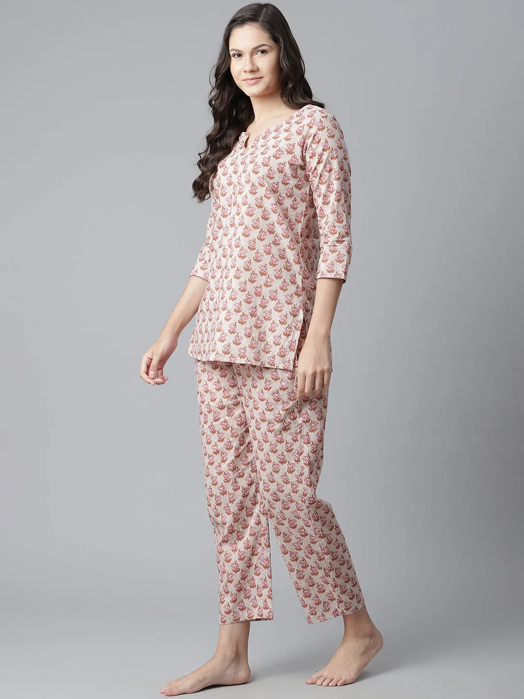 Women'S Floral Pink Motif Cotton Nightsuit